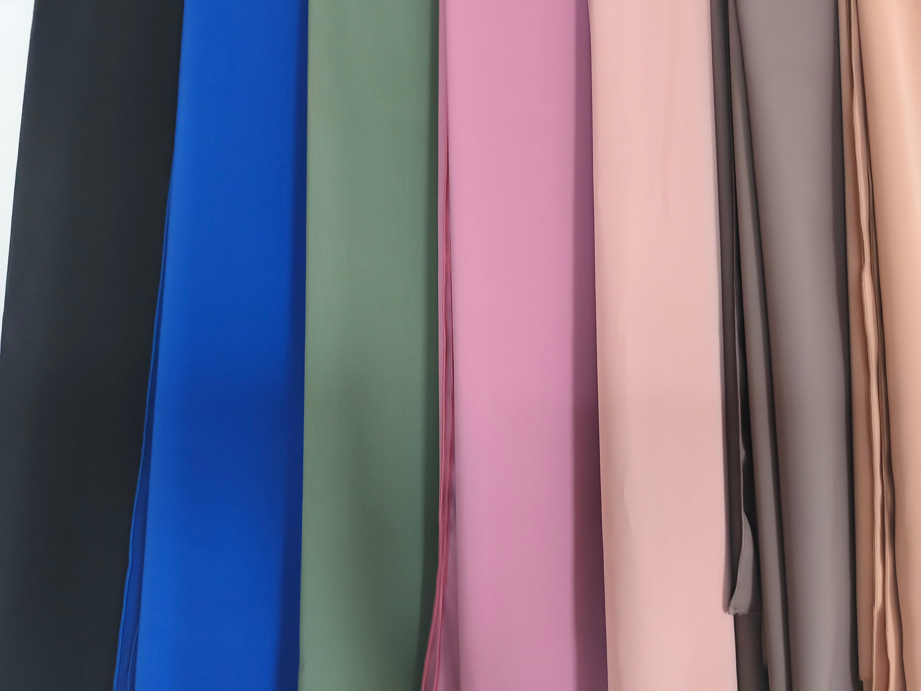 ELEGANCE ("Soie de médine")